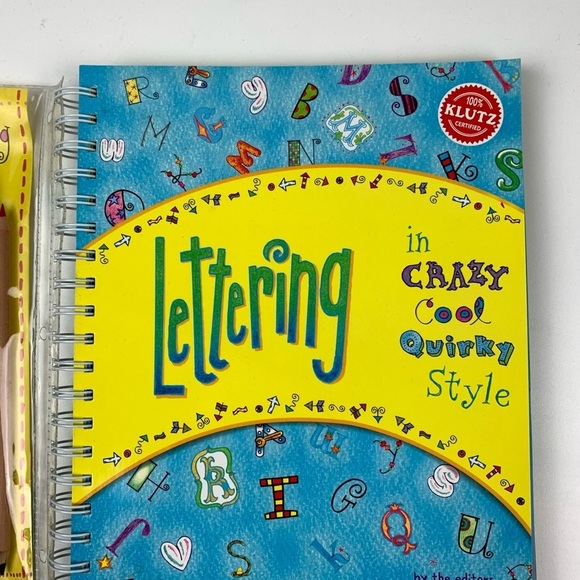 KLUTZ Activity Book  - Lettering in Quirky Styles - Picture 5 of 9